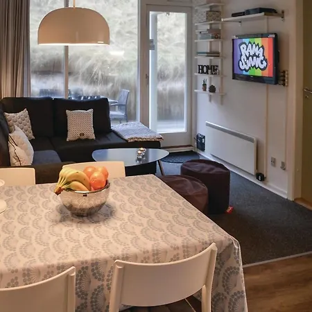 Two-bedroom In Appartement *